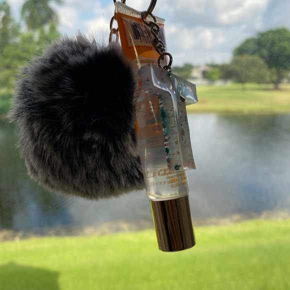 Keychain - Picture 2 of 2